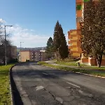 Hegyalja アパート ザラエゲルセグ